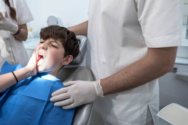 Best Cracked Tooth Emergency Dentist  in Columbia Heights, MN